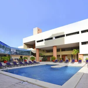 Hotel Aluxes, Mérida